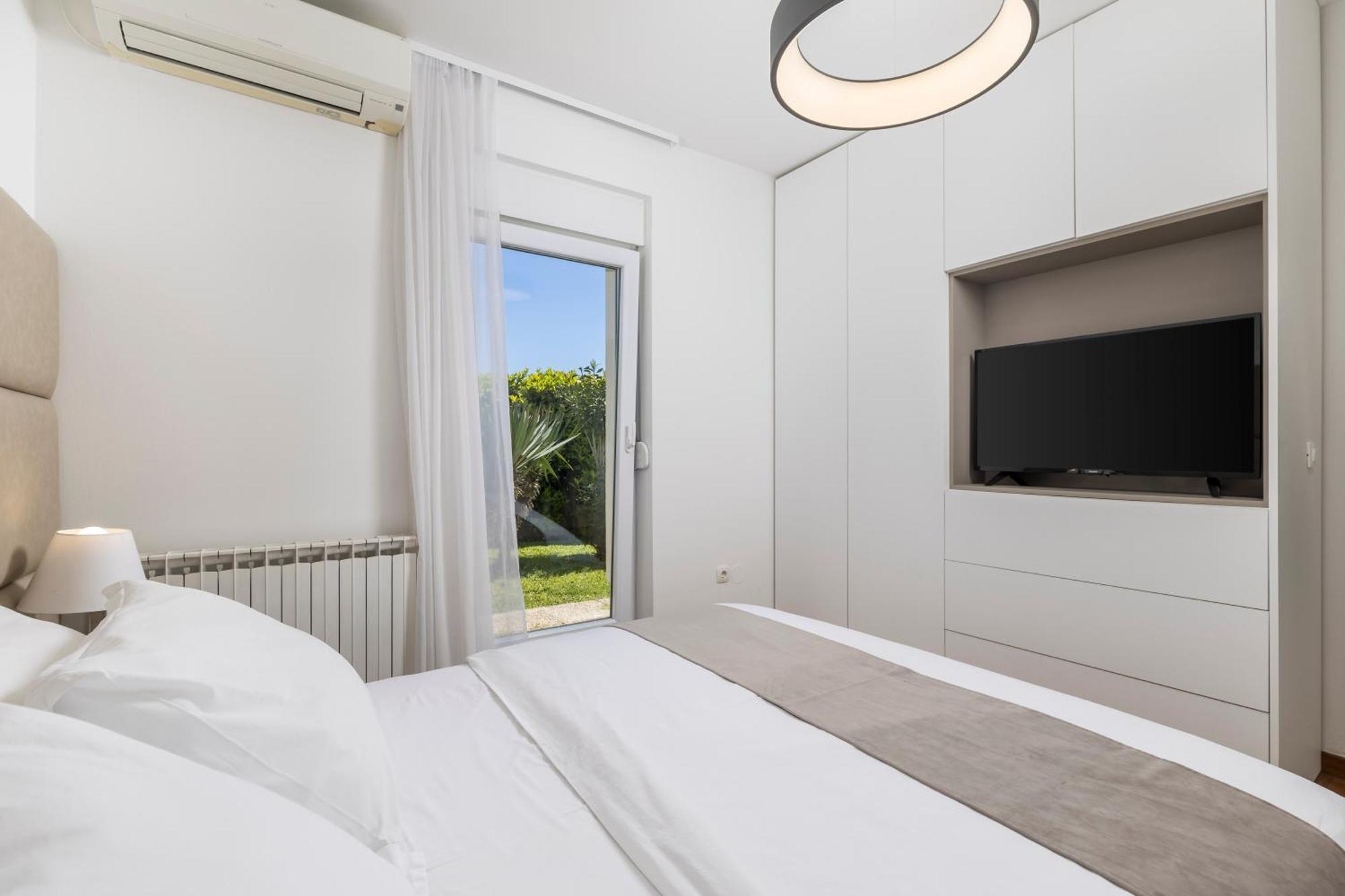 Villa Garden Apartment With Pool Abbázia Kültér fotó