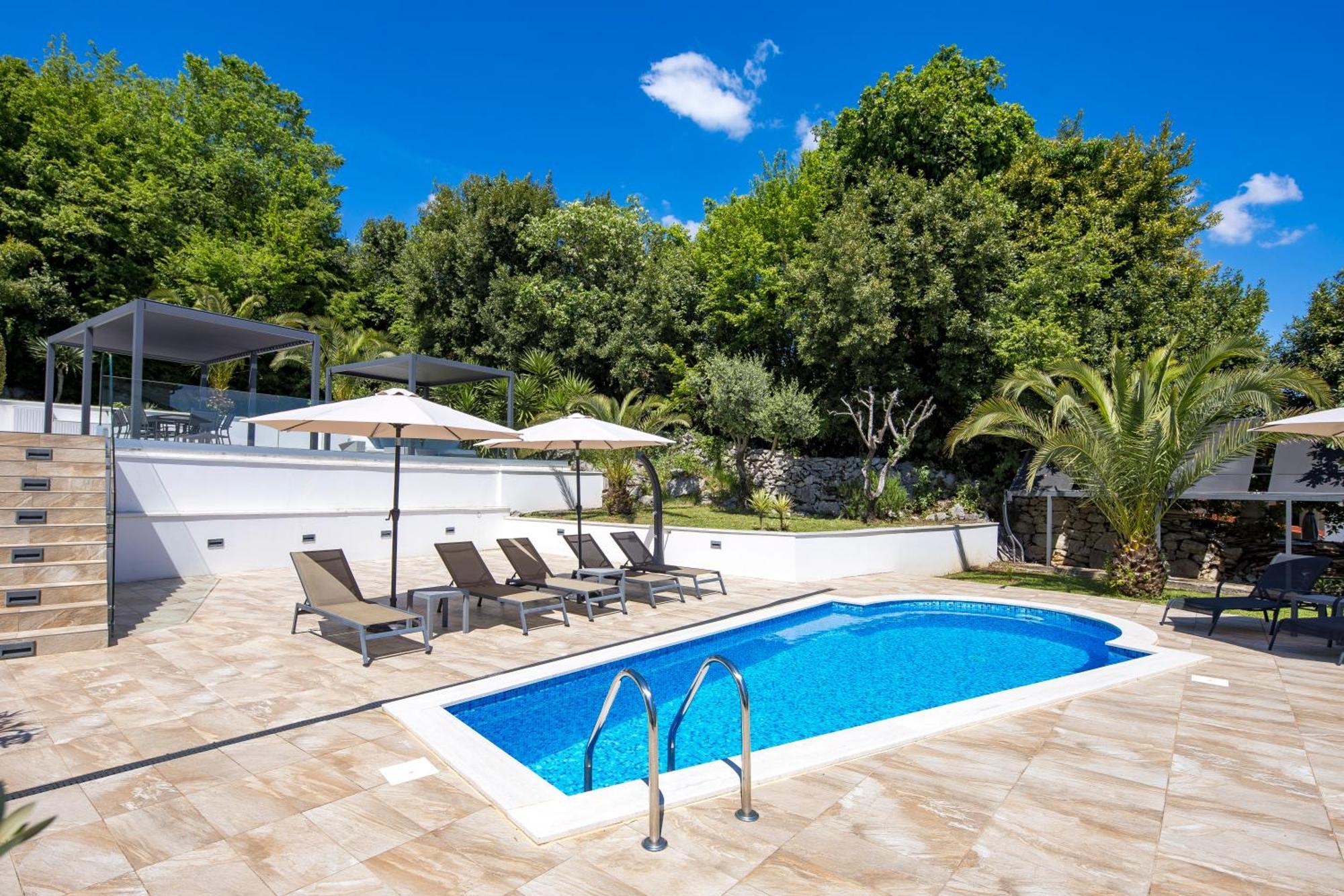 Villa Garden Apartment With Pool Abbázia Kültér fotó